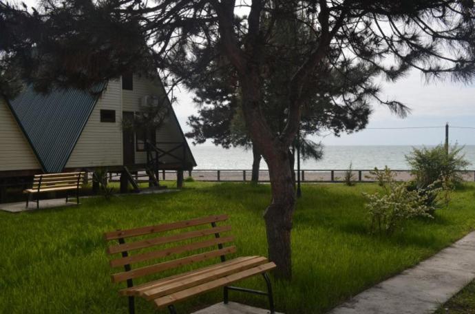 Kyalasur Hotel ซุคุม ภายนอก รูปภาพ