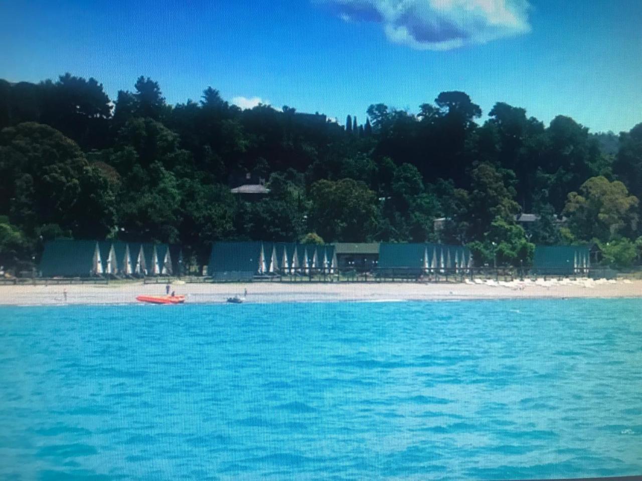 Kyalasur Hotel ซุคุม ภายนอก รูปภาพ