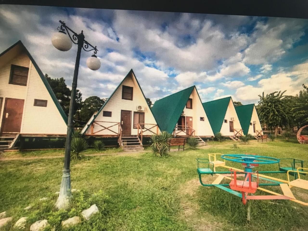 Kyalasur Hotel ซุคุม ภายนอก รูปภาพ